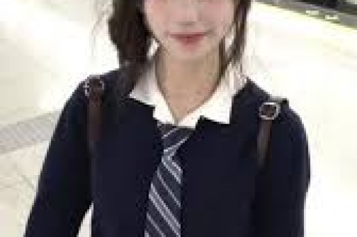 美顶流纯神演穿普拉达的女王2被删光！秀身体黑历史太多