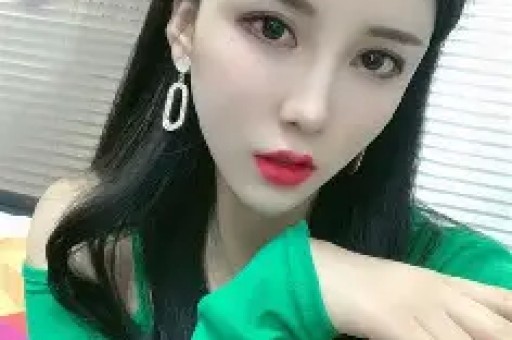 谢娜彻底塌房！这次张杰也救不了她